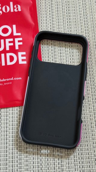 Funda Fragola iPhone 17 Pro Max