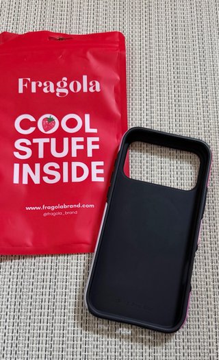 Funda Fragola iPhone 17 Pro Max