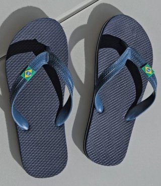 Pack Sandalias Quechua y 2 pares de chanclas