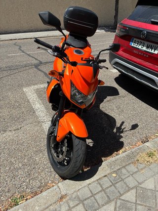 Kawasaki Z750 Naranja 2008 30.000 km