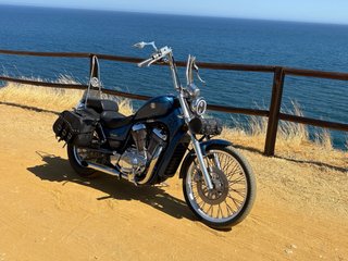 Suzuki Intruder VS 750
