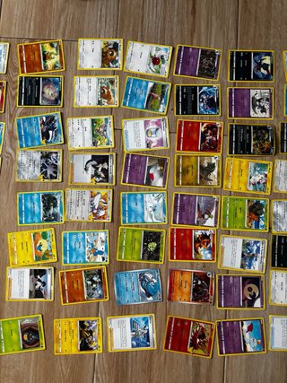 Cartas Pokémon Variadas