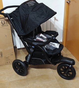 Silla de Paseo Chicco Activ3 Ebony con Protector