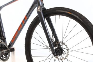 Bicicleta Giant Revolt 2 t.54 Reacondicionada