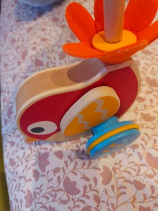 Juguete de madera musical para arrastrar