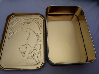 Caja vintage Valor Pralines