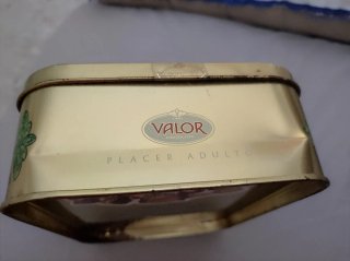 Caja vintage Valor Pralines