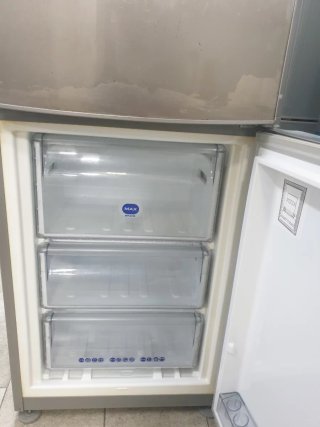 Nevera Whirlpool 205×60cm garantía y transporte