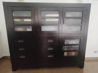 Muebles salón comedor madera natural teñida