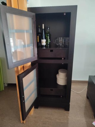 Muebles salón comedor madera natural teñida