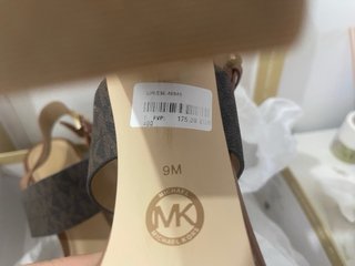 Sandalias Michael Kors Tacón Marrón y Dorado