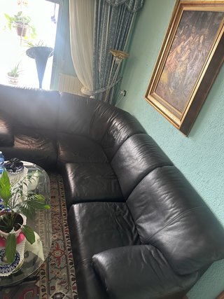 Sofá esquinero Granfort cuero negro