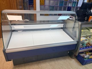Vitrina expositora refrigerada