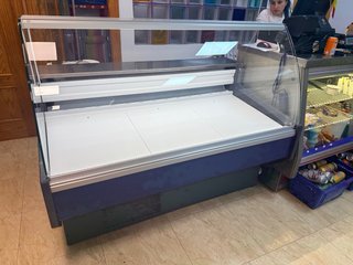 Vitrina expositora refrigerada
