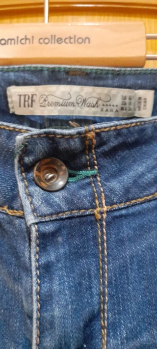 Pantalón vaquero rotos talla 40