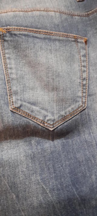 Pantalón vaquero rotos talla 40