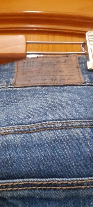 Pantalón vaquero rotos talla 40