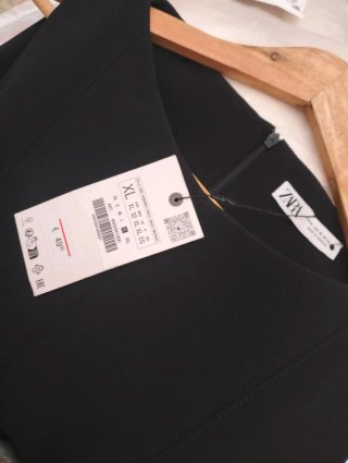Vestido Zara Negro Volante Nuevo