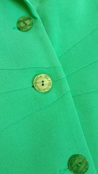 Traje de mujer verde