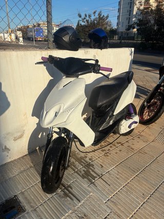 Yamaha Jog R