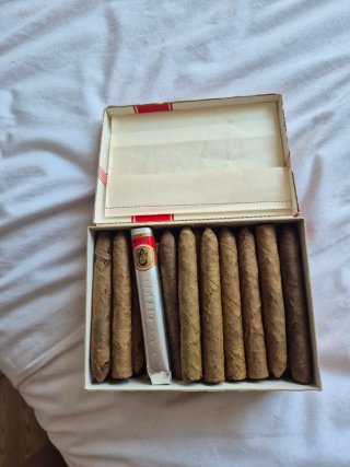 Caja de Farias antigua