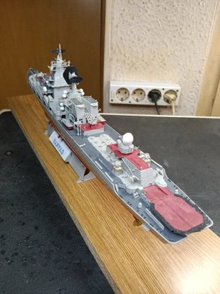 Maqueta Crucero Ruso Varyag 1/350 de 1989