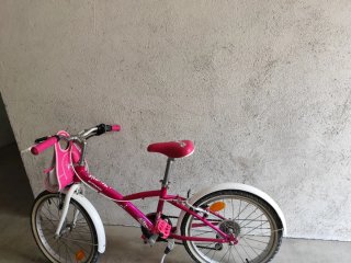 Bicicleta infantil Btwin rosa