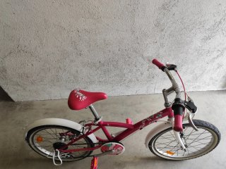 Bicicleta infantil Btwin rosa