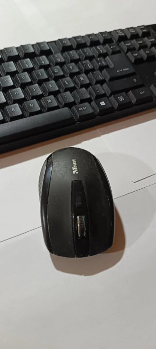 Teclado y Ratón Inalámbrico TRUST Negro