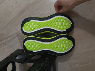 Nike Vomero Plus SE 45