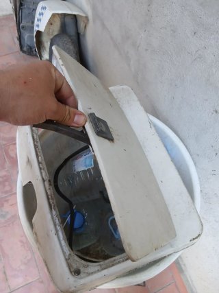 Guantera Vespa PX200 Blanca