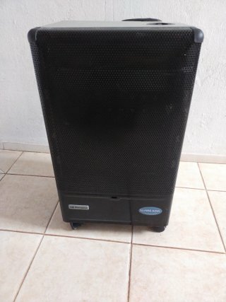 Estufa de butano negra