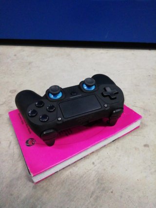 Mando Inalámbrico DragonShock para PS4 y PC