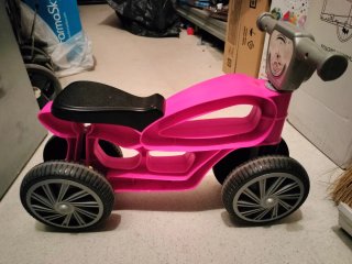 Moto de equilibrio rosa