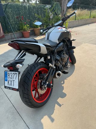 Yamaha MT-07 Naked