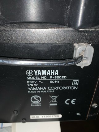 Receptor Yamaha R-S202D Negro