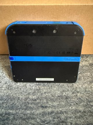 Nintendo 2DS Negra y Azul