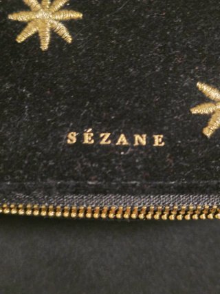 Joyero portátil Sezane negro y dorado