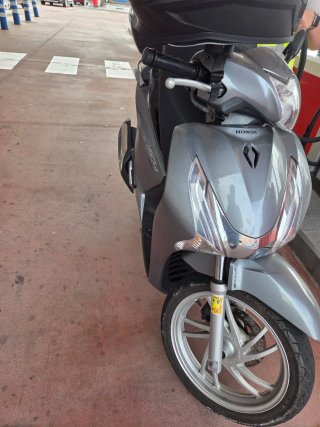Honda SH125i 2016 Gris 6500km