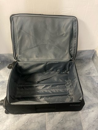 Maleta Samsonite Negra con Ruedas