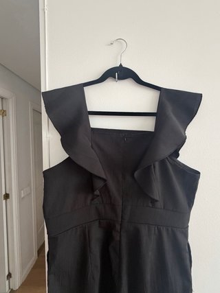 Enterizo Negro con Volantes