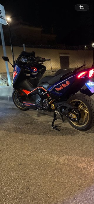 Yamaha T Max 530 Iron Max Maxi Scooter