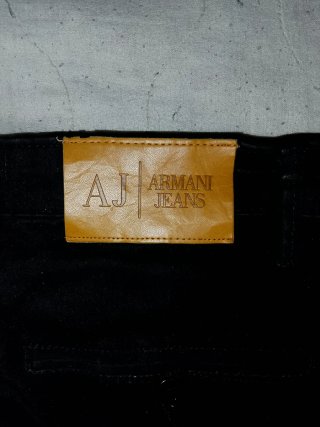 Pantaloni neri
