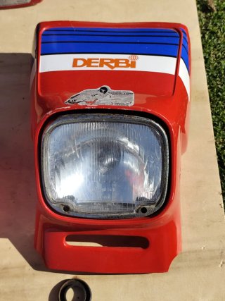 Carenado y piezas Derbi Variant Sport Rojas