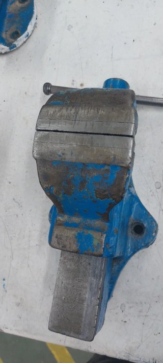 Tornillo de banco