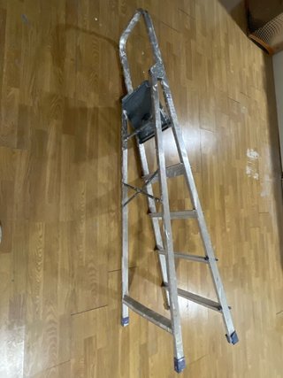 Escalera aluminio plegable