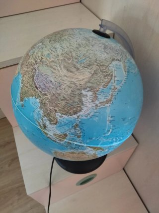 Lámpara Globo Terráqueo Iluminado
