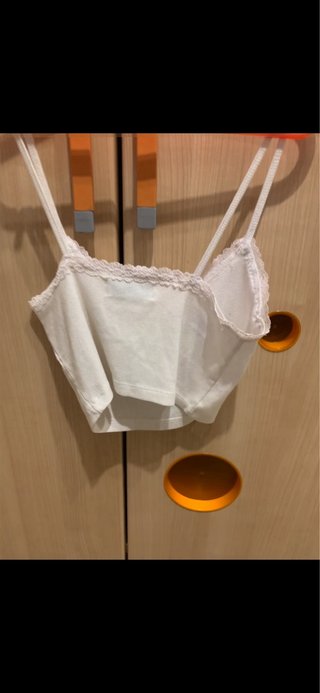Top Bershka encaje blanco XS