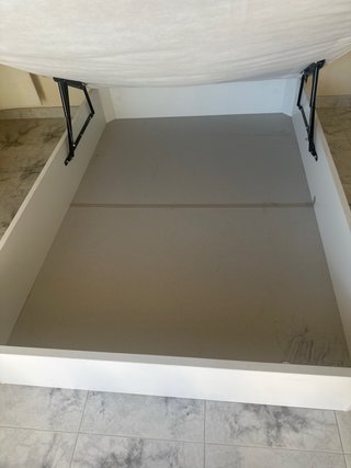 Cama 135 con cabezal forja