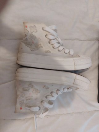 Converse Blancas Talla 37 con Flores